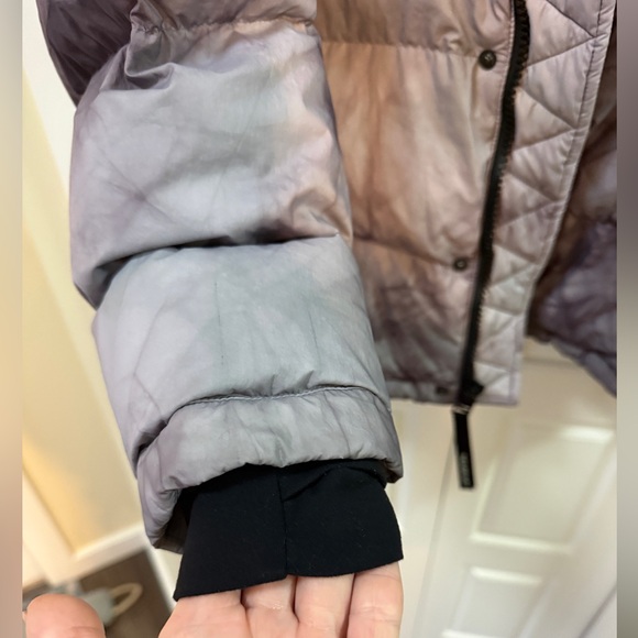 Aritzia TNA The Super Puff – Purple Ash Tie-Dye
Size Small | Limited Edition - Picture 10 of 14